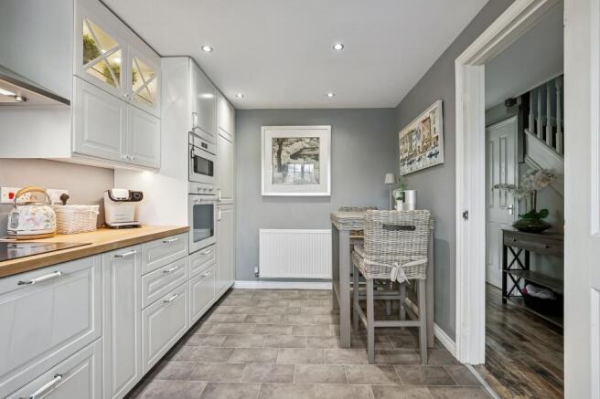 Summerlin Drive, Woburn Sands, MK17 photo 4