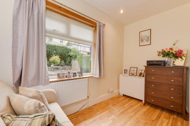 3 bed Semi-Detached for sale Image 12