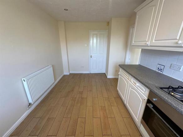 Kitchen two.jpeg