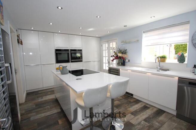 Kitchen/Breakfast Room