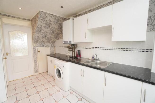 kitchen1.jpg