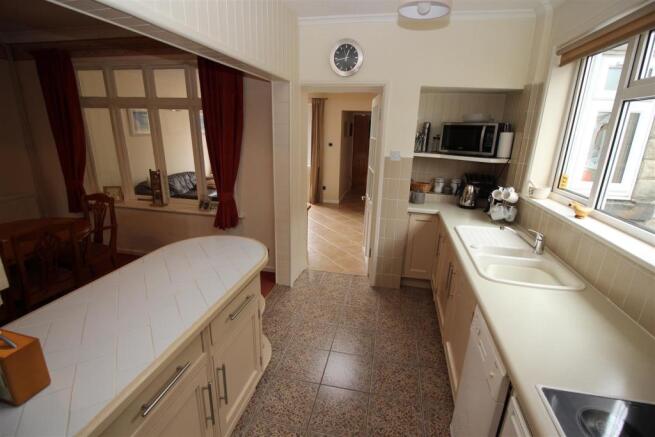 Kitchen & Dining Room
