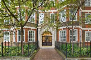 Flat 21a, Hanover Gate Mansions, Park Road, London NW1 4SL