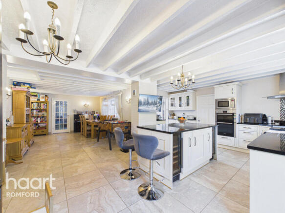 Manor Road, Romford photo 4