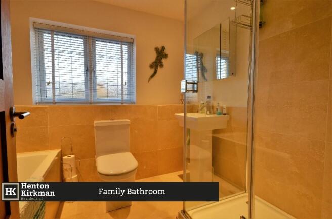 FAMILY BATHROOM