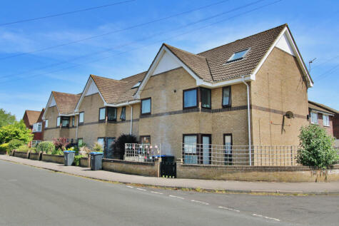 Flat 11, Kenilworth Court, Kenilworth Gardens, Melksham, Wiltshire