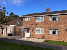 42, Woodland Green, Gloucester GL4 8BE