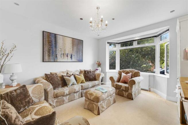 41 Wood Lane, Isleworth TW7 5EF-19.jpg