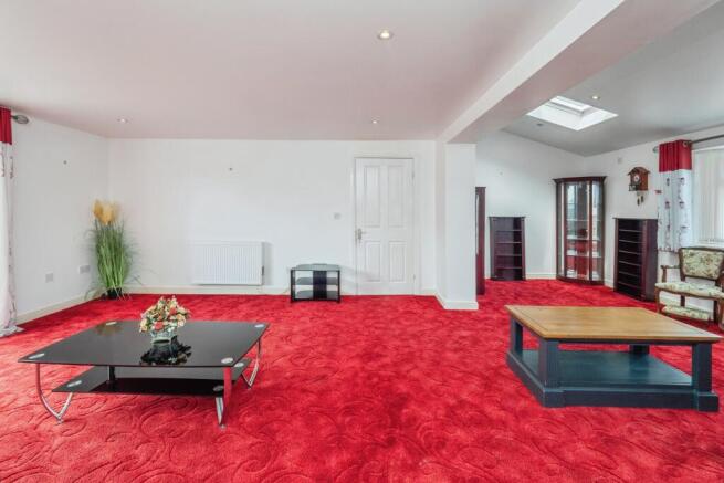 4 bed Terraced for sale Image 8