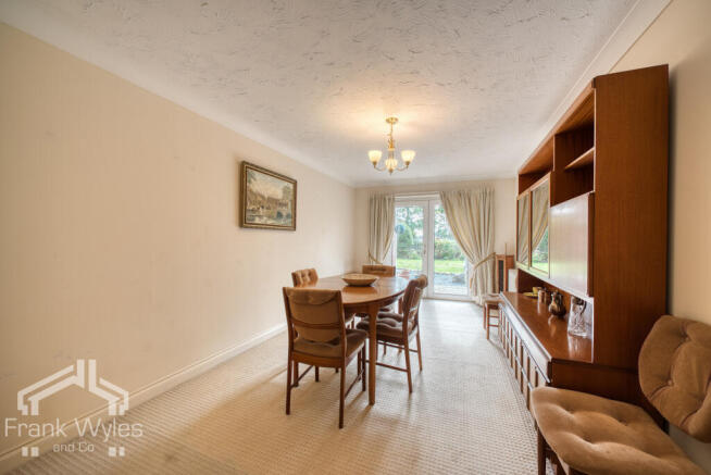 Flat 11, Gleneagles, 21 Links Gate, Lytham St. Annes, Lancashire photo 4