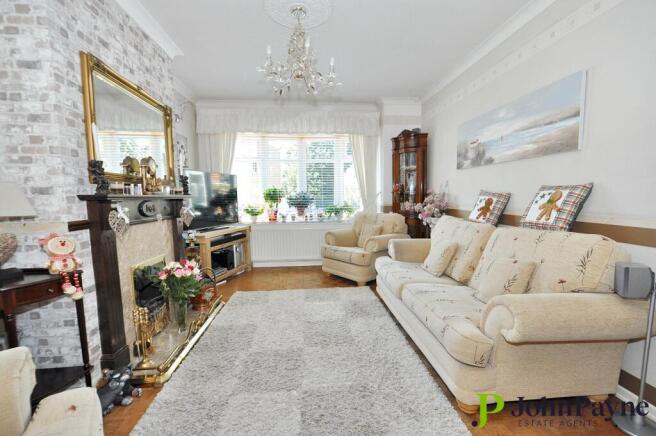 Splendid Lounge