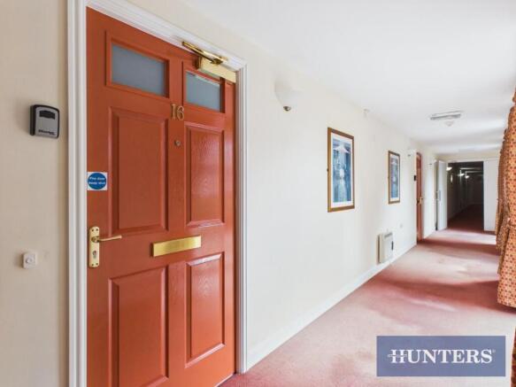 1 bed Apartment for sale Image 12