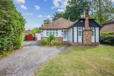 Davenshaw, Rufwood, Crawley Down, West Sussex