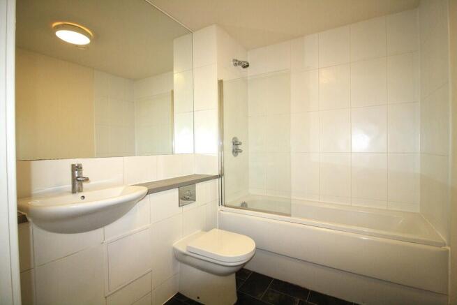 1 bed Apartment to rent Image 5