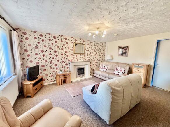 lounge 2