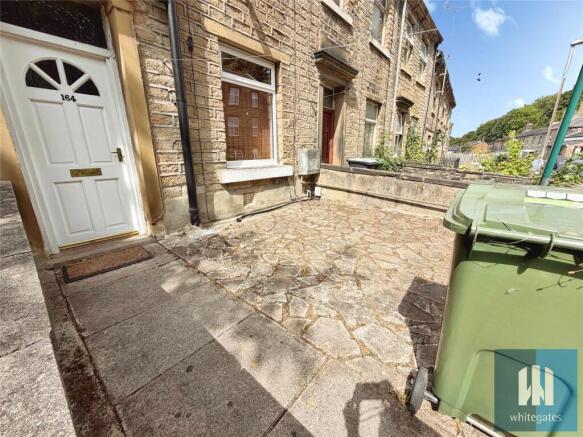 1 bed Terraced to rent Image 11