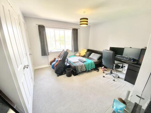 Photo 16