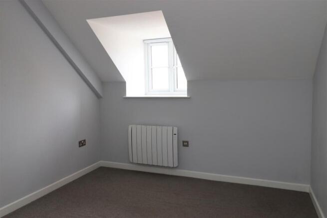 2 bed Apartment for sale Image 9