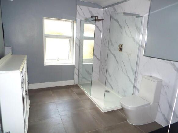 7 bed Terraced for sale Image 12