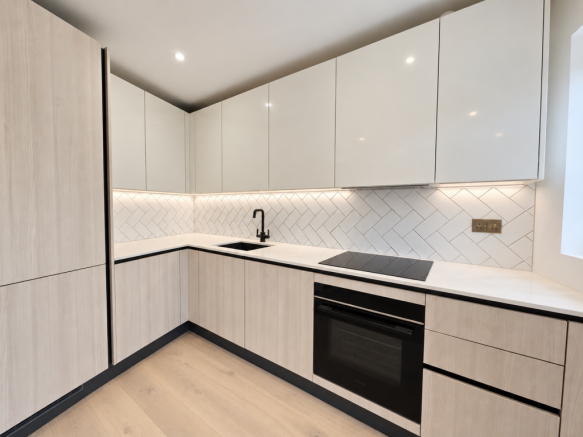 2-bed flat on Victor Road, Teddington, £420,000