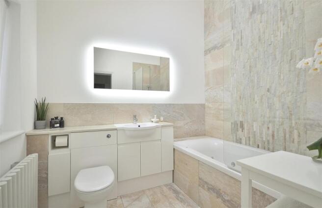 Feature En-Suite with Vaulted Ceiling