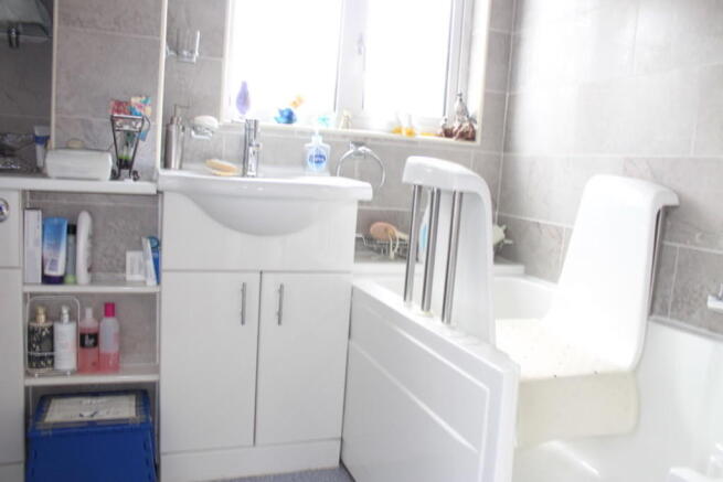 Photo 10