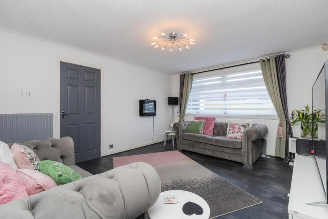 68 Montgomery Road Paisley PA3 4PG 3L-2