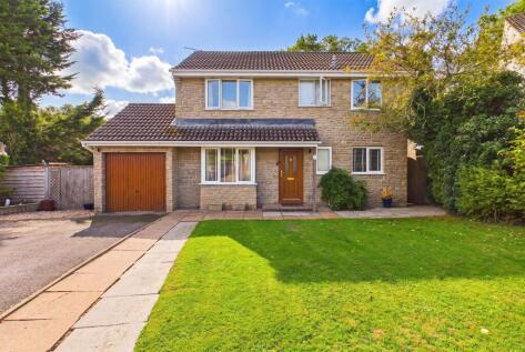 Dinnis Close, Tedburn St. Mary, EX6