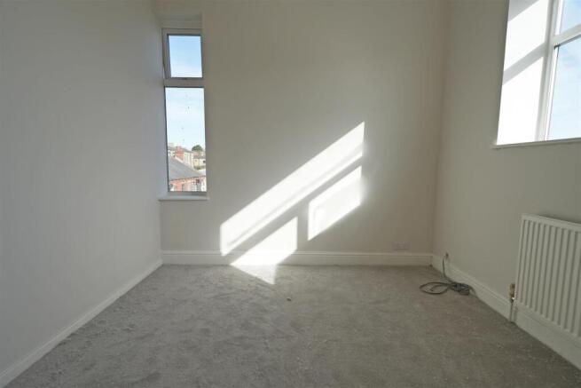 2 bed Terraced for sale Image 7