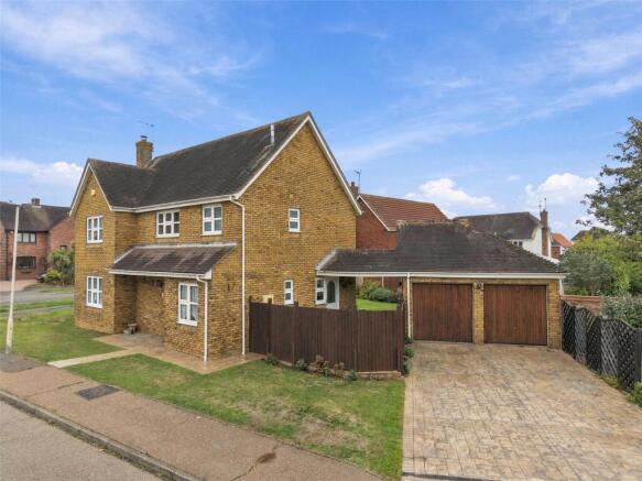 4-bed detached on Carron Mead, South Woodham Ferrers, Chelmsford, Essex, CM3, £600,000