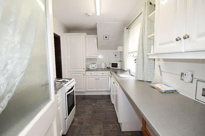3 bed Semi-Detached for sale Image 10