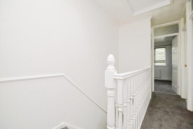 3 bed Terraced for sale Image 8