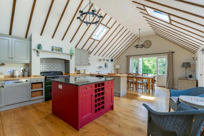 Kitchen/Dining
