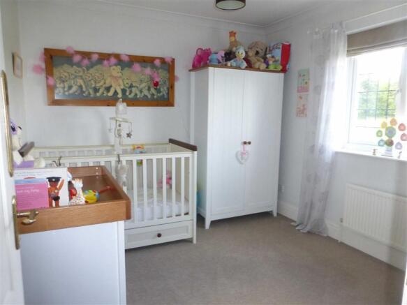BEDROOM 2