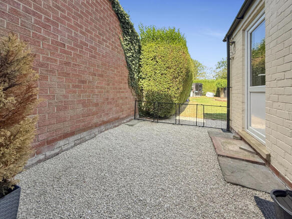 3 bed Semi-Detached for sale Image 10