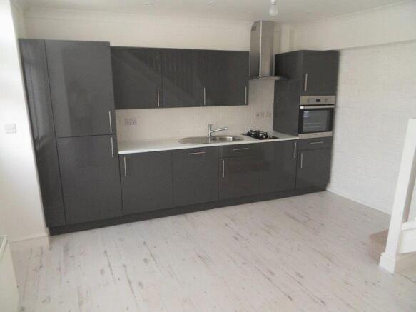 Kitchen/Living...