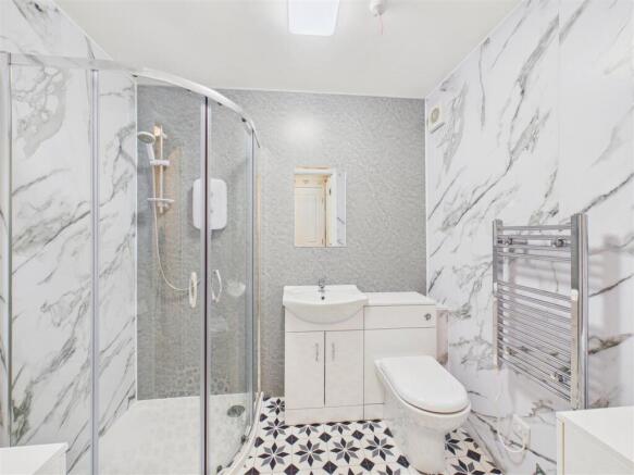 1 bed Flat for sale Image 6