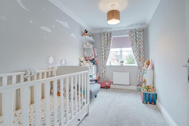 21 Ellis Gardens  Burwell-27.jpg