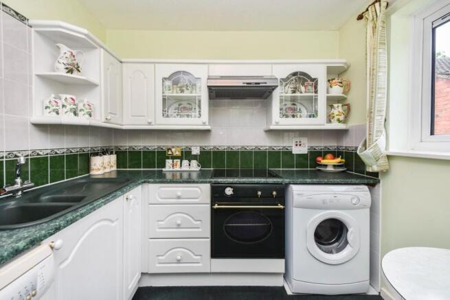 142bramhamdrive-2.jpg