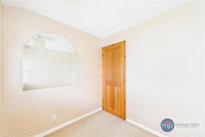 3 bed Semi-Detached for sale Image 10