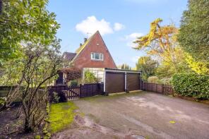 Selwood, Glenmore Road East, Crowborough TN6 1RE