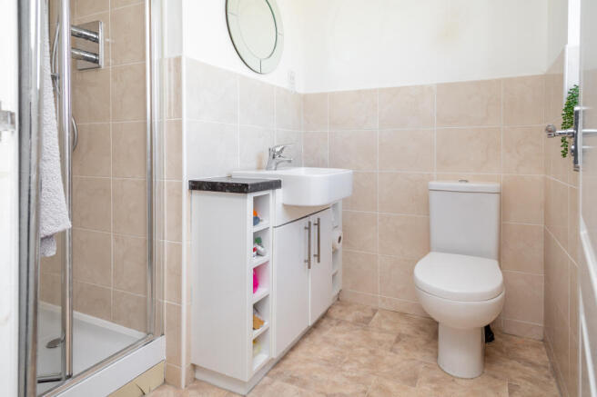 Master Ensuite