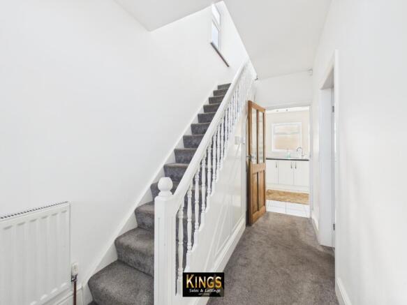3 bed Semi-Detached for sale Image 8