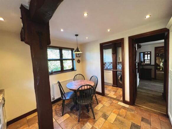 3 school Lane - kitchen-diner.jpg