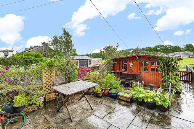 Rear Patio Garden