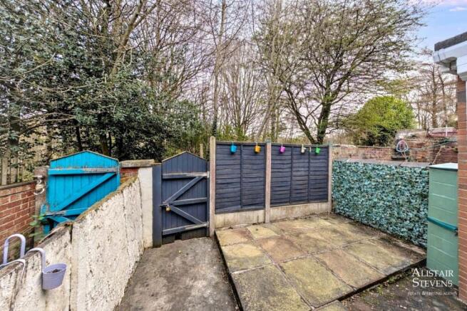 2 bed Terraced for sale Image 12