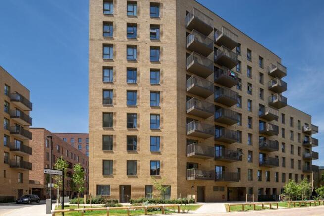 Lampton Parkside - External - Block