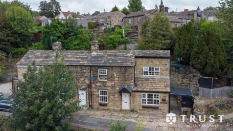 Huddersfield Road, Mirfield, WF14