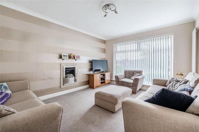 4 bed Detached for sale Image 8