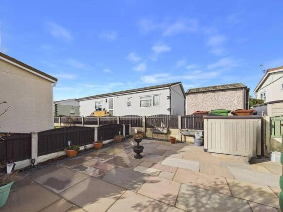 2 bed Park Home for sale Image 6